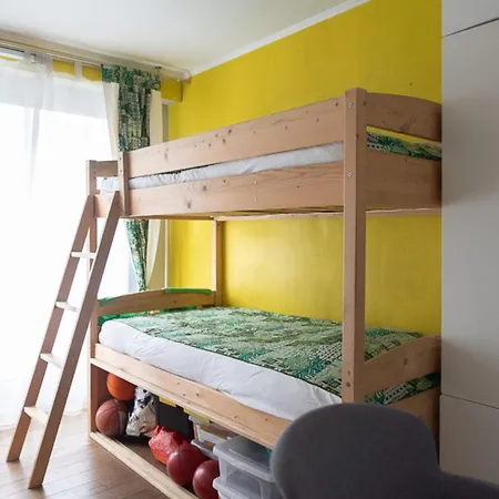Cozy 62 M Near Buttes-chaumont Paris